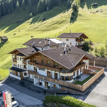 In Neustift Near Stubai Glacier, Cleaning Included Apartment